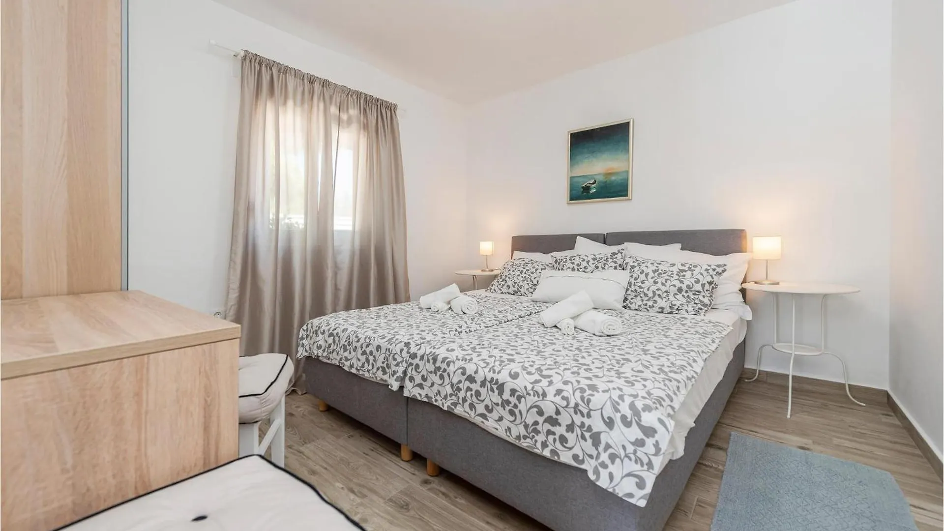 Gorgeous Home In Vrsi Mulo With Sauna Croatia