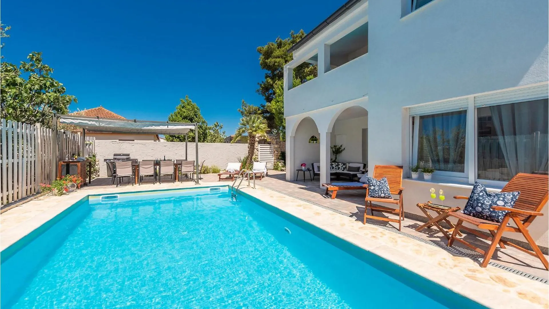 Gorgeous Home In Vrsi Mulo With Sauna Holiday home